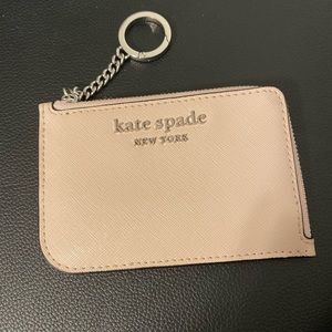 Kate Pade key chain card holder. Matching bag for sale as well. Perfect